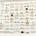 30pcs/Lot Wholesale New Mix Style Big Snake Finger Rings For Women Black Enamel Cutout Butterfly Star Cute Flower Jewelry Gifts